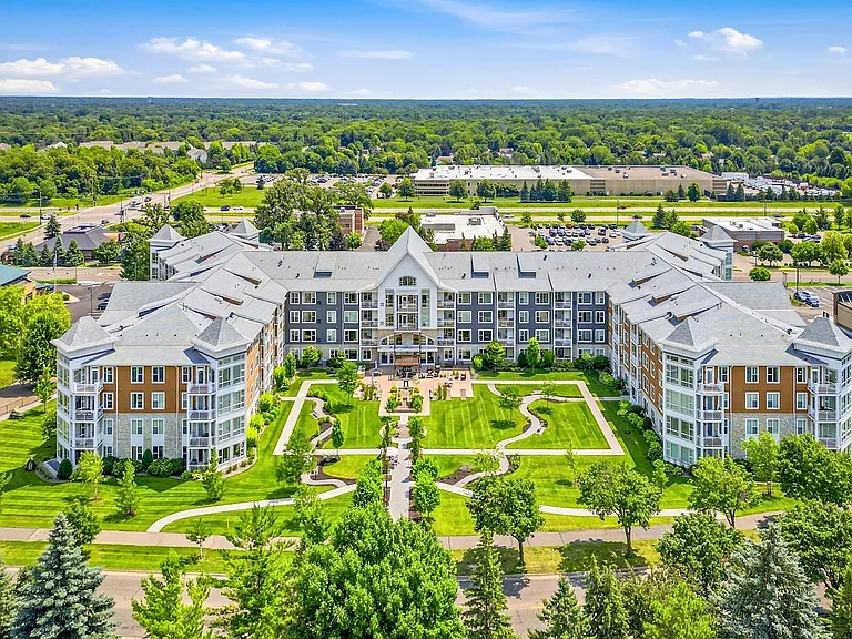 The Legends of Champlin 55+ Apartments — Photo 42