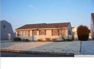 17 Kansas Rd, Little Egg Harbor, NJ 08087