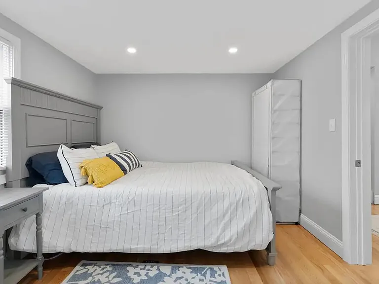 264 N End Blvd #2A — Photo 20