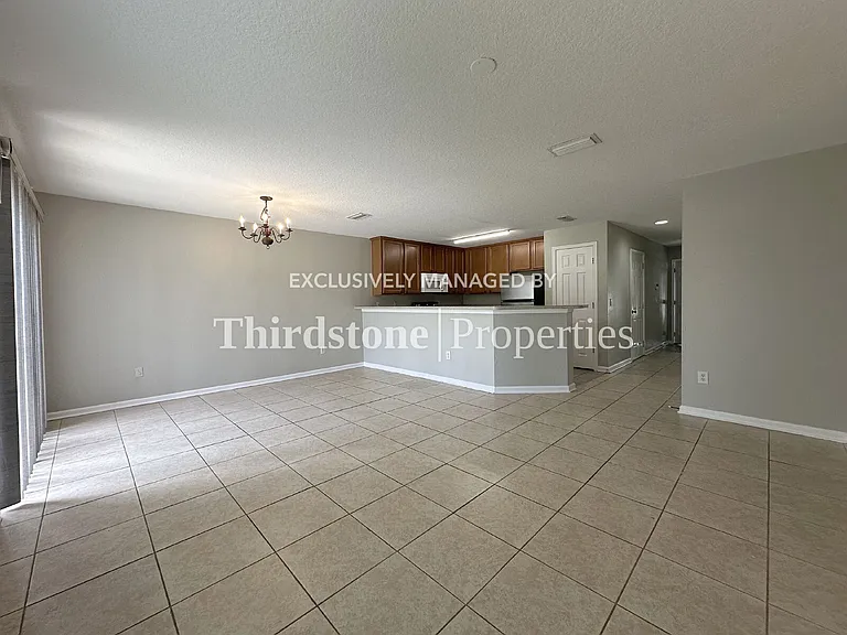 1036 N Black Cherry Dr — Photo 3