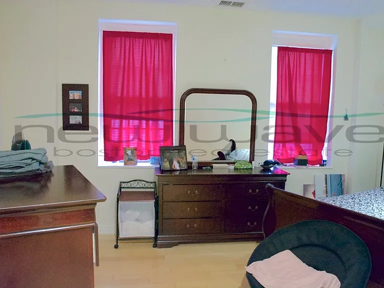 10 Columbus Sq #2 — Photo 7