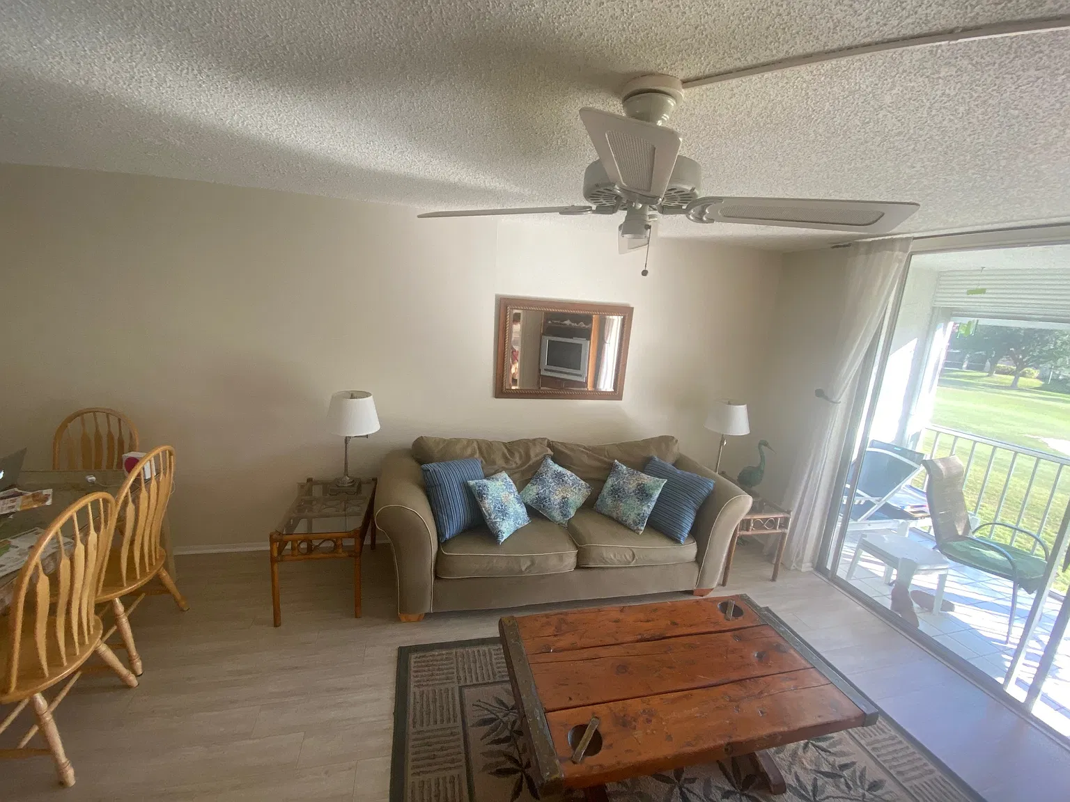 190 Turtle Lake Ct — Photo 4