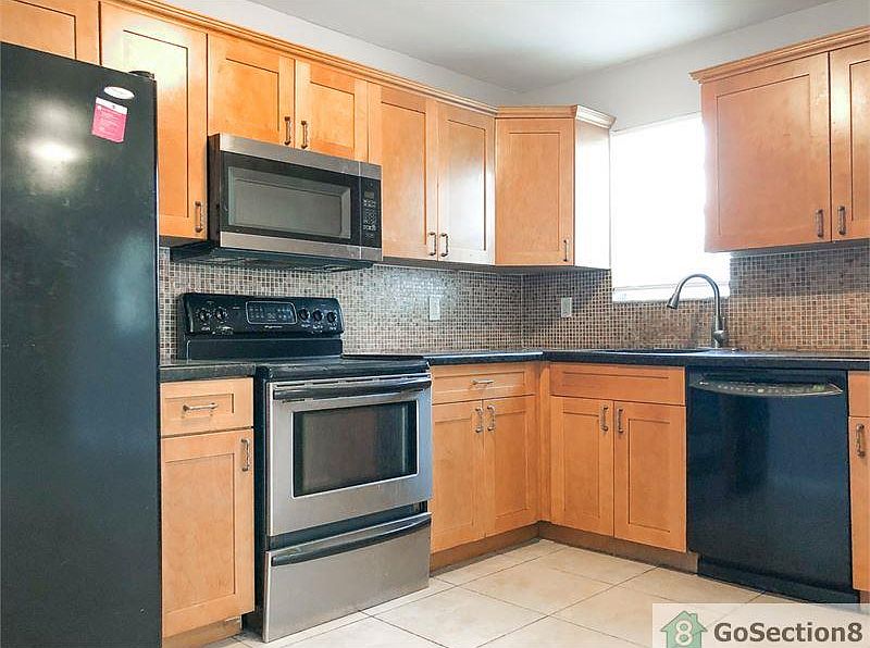 1st image of 361 SW 31st Ave