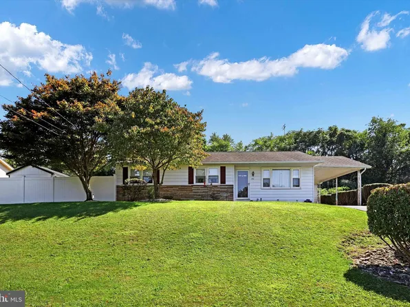 140 Crawford Dr, Mifflintown, PA 17059