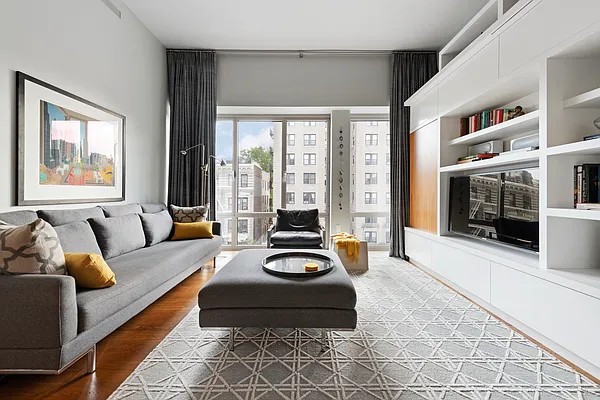 Sold by Nest Seekers International | media 1