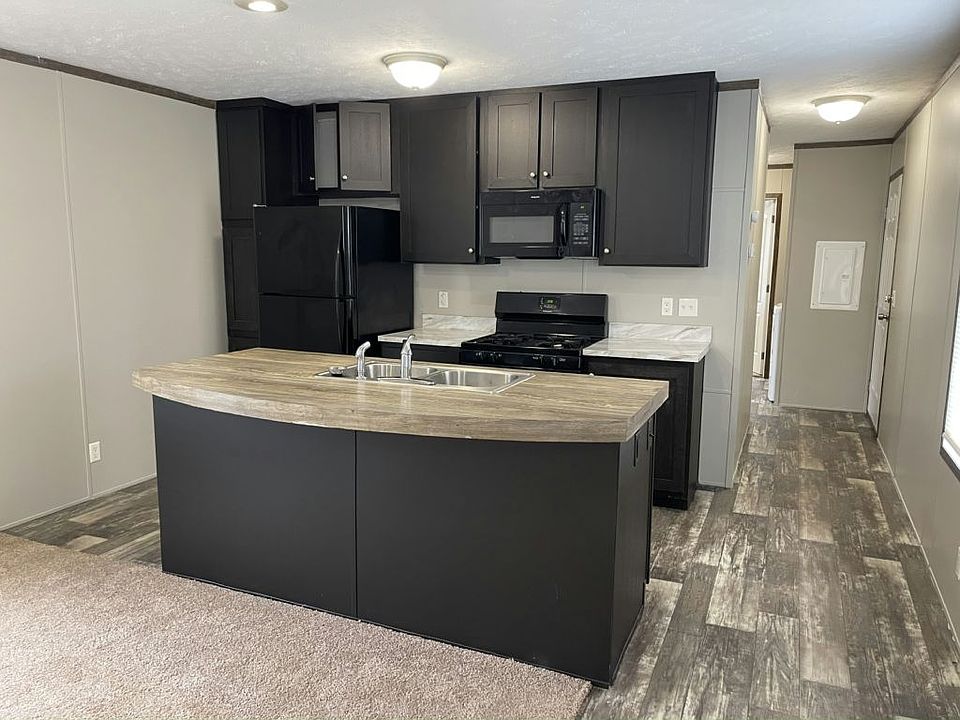 1st image of 601 Colleen Dr #601