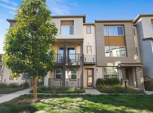 410 Desert Holly St, Milpitas, CA 95035