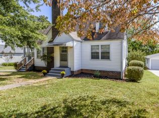 1402 Woodlawn Ave, Maryville, TN 37804