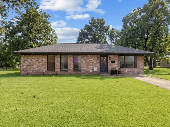 301 Holly St, Silsbee, TX 77656