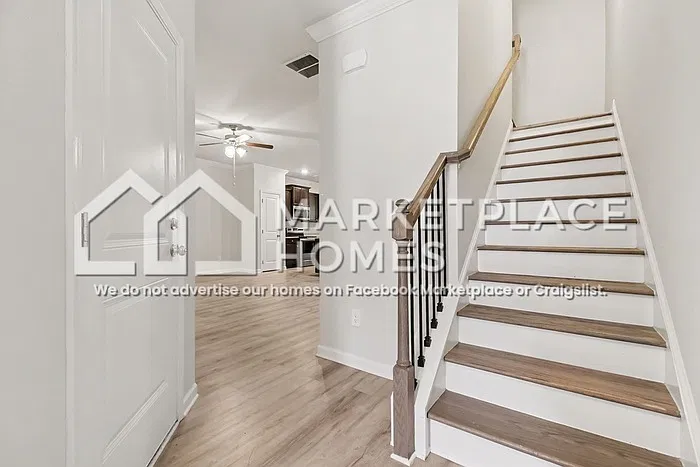 4 bed, 2.5 bath, 1807 sqft, $1,995 — Photo 3