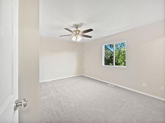 3rd image of 3504 Watermans Landing Drive