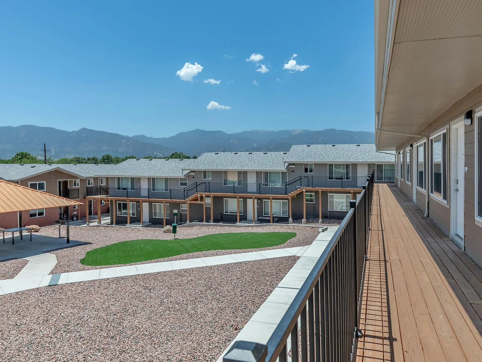 The Carlson Apartments — Photo 3