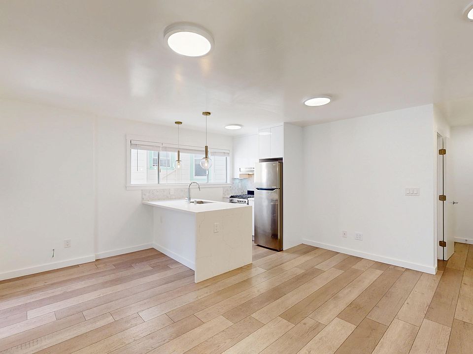 1st image of 1085 S Van Ness Ave #202