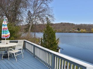 24 Rose St, Niverville, NY 12130