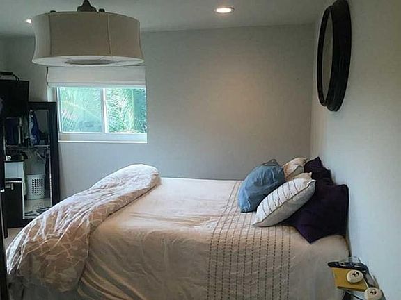 3rd image of 3536 NE 168th St APT 307