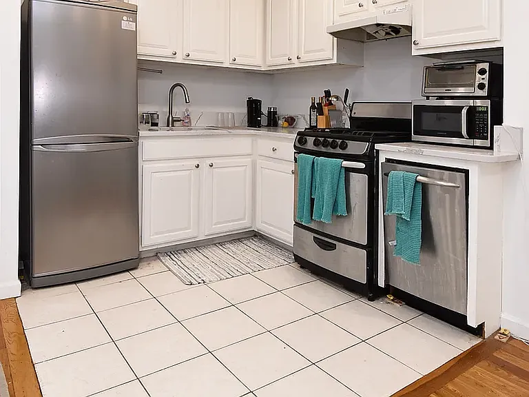87 Attorney St #5E — Photo 4