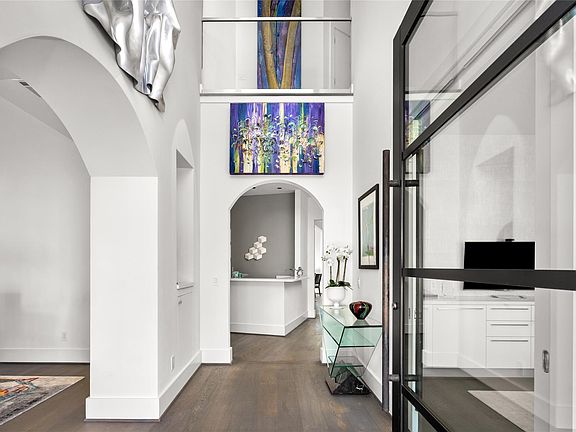 2nd image of 3703 Wroxton Rd