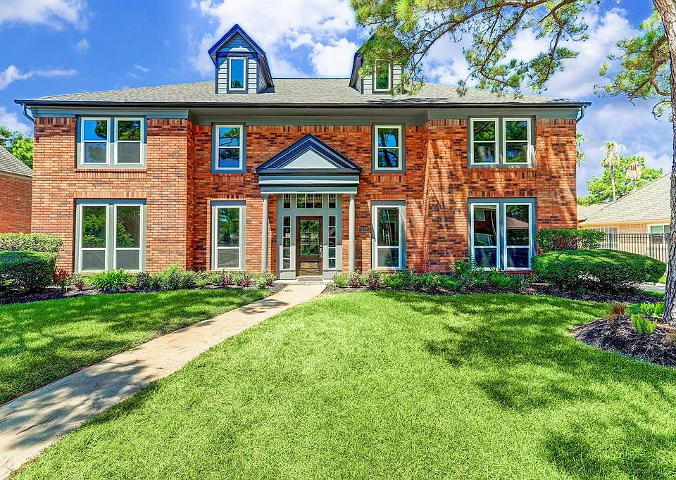 1st image of 1822 Breezy Bend Dr