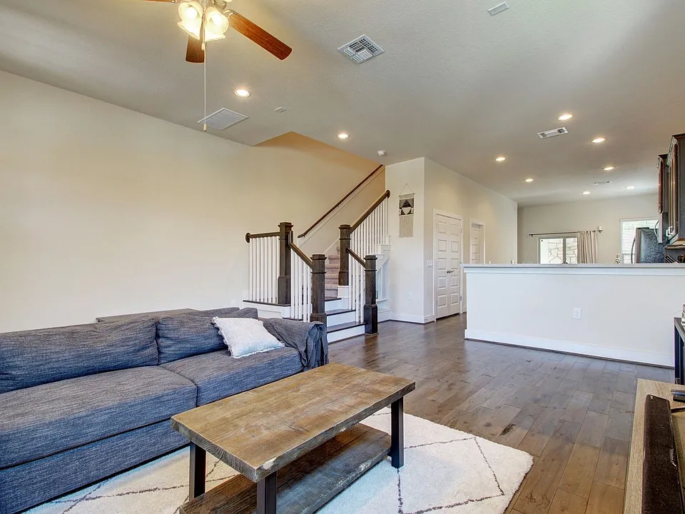 12205 Cottage Promenade Ct