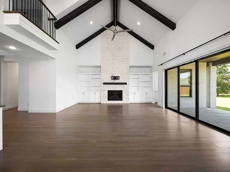 1611 Cottonwood Trl — Photo 5