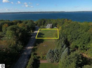 W McKinley Rd, Traverse City, MI 49686
