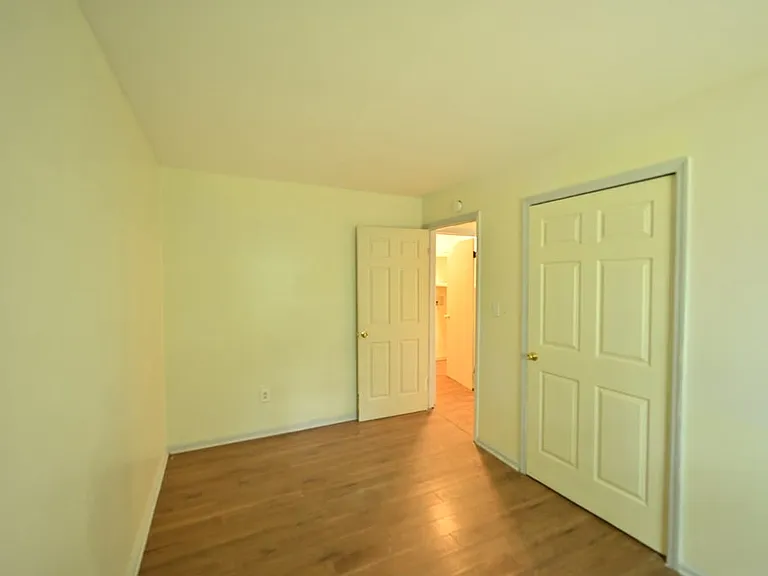 217 1st St #1 — Photo 8