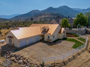 335 S Lloyd Canyon Dr, Pine Valley, UT 84781