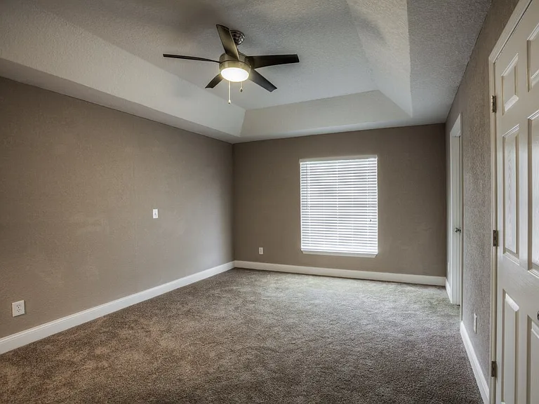 350 Trade Wind Dr — Photo 9