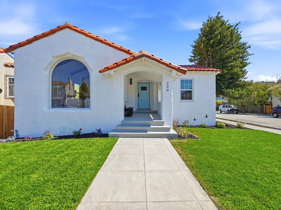 1st image of 200 Magnolia Ave