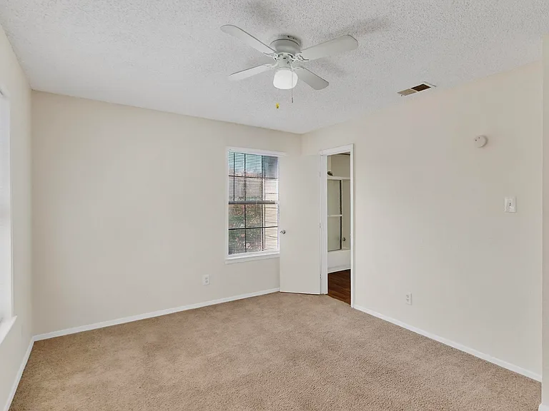 5322 Columbia Ave — Photo 17