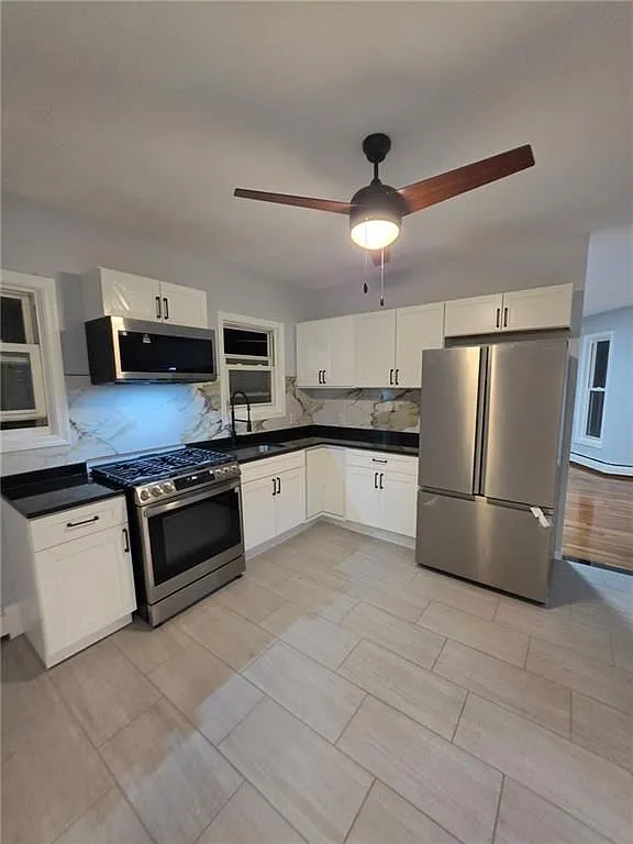21 Candace St — Photo 3