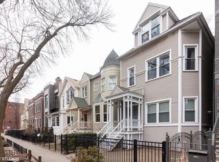 1128 W Lill Ave, Chicago, IL 60614