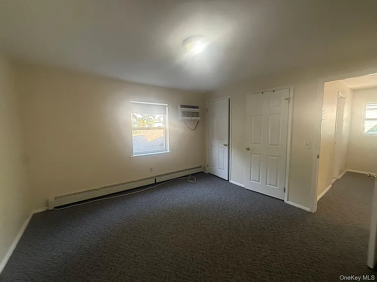 60 Columbia Ave — Photo 14