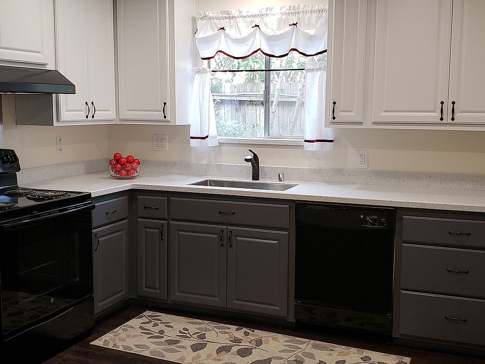 Elegant kitchen