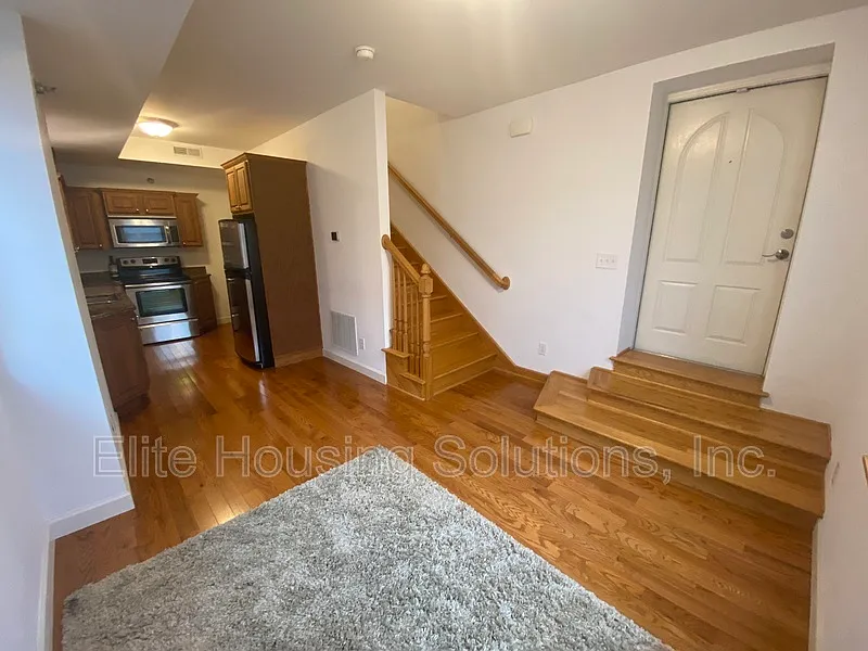 Building Photo - 210 E Withers Rd #206