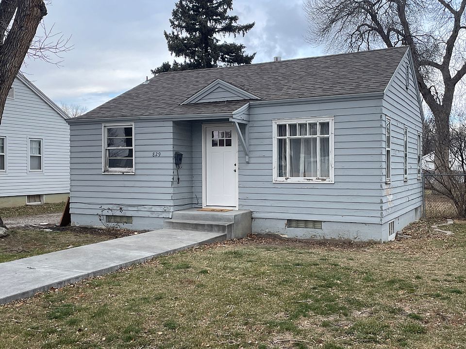 1st image of 829 Custer Ave