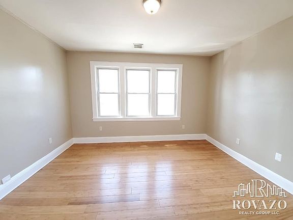 4th image of 41 Underwood St #2RA