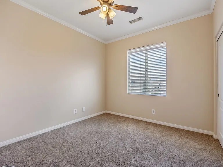 36425 Fallingstar Pl — Photo 16