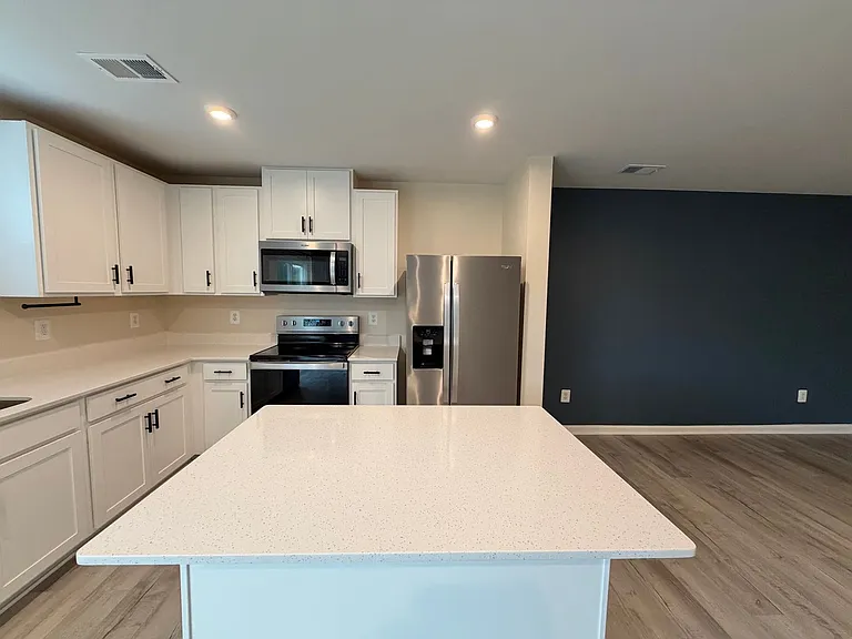 60 Sophie Kathyrn Dr — Photo 10