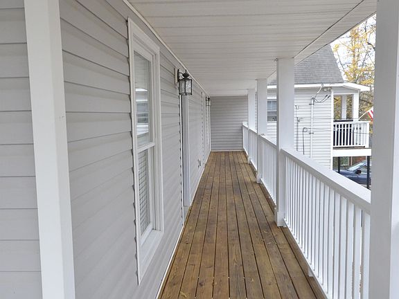 Exterior - Wraparound Balcony