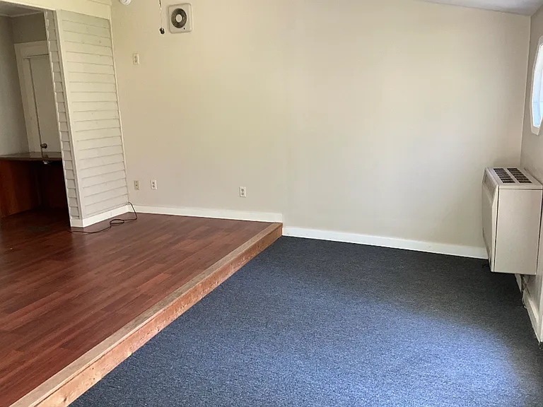 5 Butler Rd #13 — Photo 6