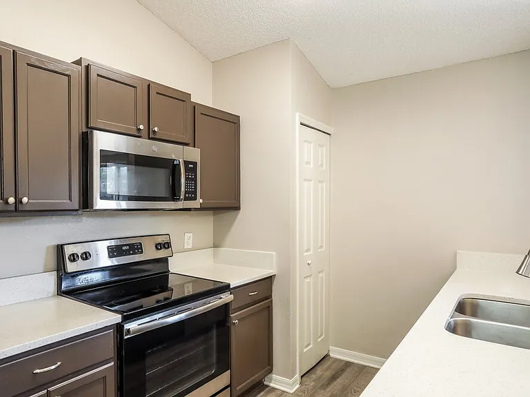 3640 Alec Dr — Photo 7