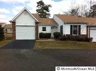 1st image of 44 Buttonwood Ct