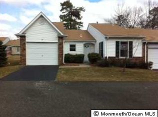 44 Buttonwood Ct, Lakewood, NJ