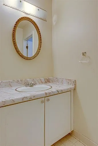 1900 Richard Jones Rd #V2 — Photo 10