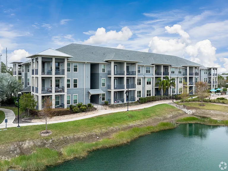 Viridian at Bonita Springs — Photo 22