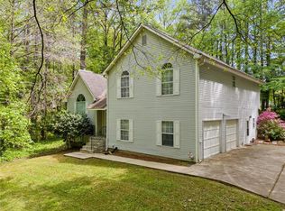 3420 Honeysuckle Ln, Lithia Springs, GA 30122