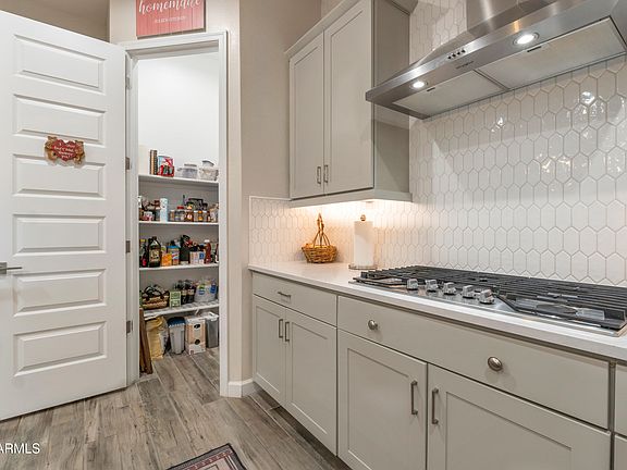 5th image of 5031 E PADDOCK Place