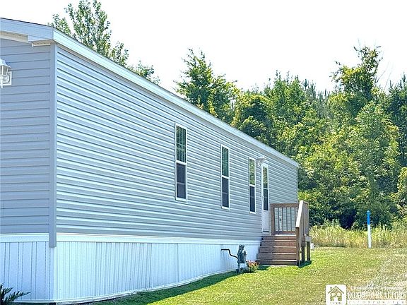 2nd image of 12593 Alleghany Rd