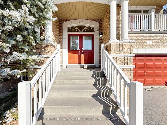 2nd image of 5 Rivington Ave